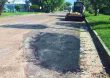 Personal del Municipio de Piriápolis realiza tareas de bacheo y mantenimiento de calles con recursos limitados