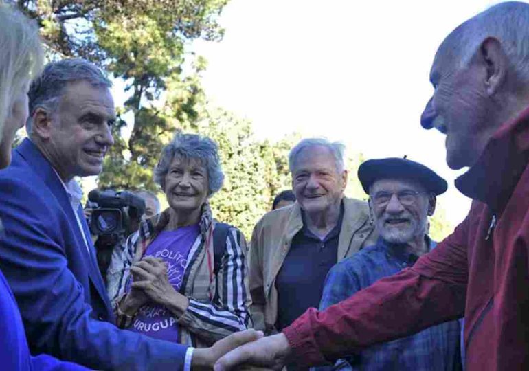 A 40 años de la liberación de los últimos presos políticos, el presidente Orsi participó en conmemoración en Memorial del Cerro