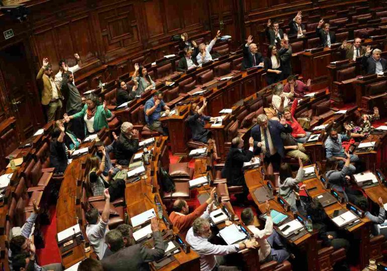 Diputados aprueban por unanimidad ley para transparentar ingresos en gobiernos departamentales