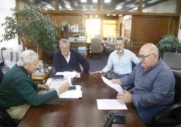Comenzó transición: Pereira recibió a Abella quien llevó iniciativa