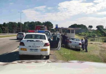 Murió conductor tras despistar e impactar contra una parada en Ruta 10