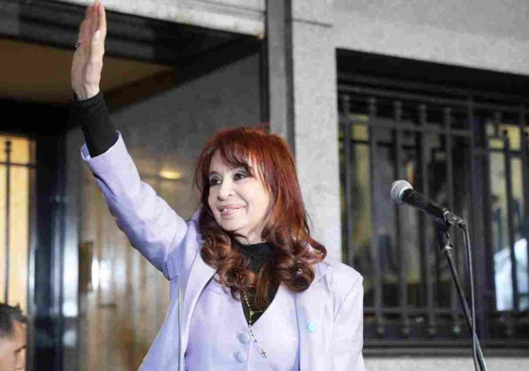 Cristina Kirchner confirmó que se presentará el miércoles en Comodoro Py
