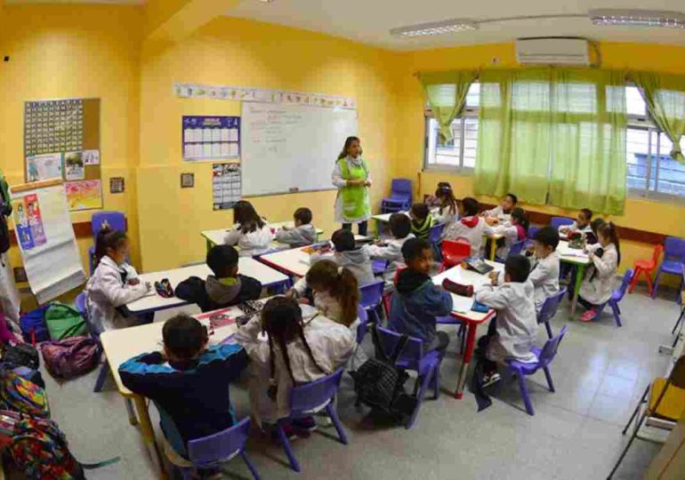 Unos 100.000 alumnos de escuelas públicas recibirán bono en julio