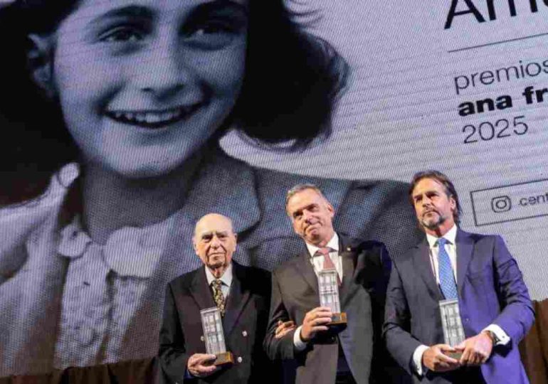 Uruguay recibió Premio Ana Frank por su compromiso con la democracia y la convivencia pacífica