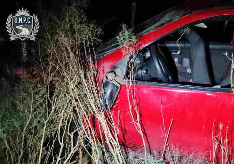 Camioneta volcó en Ruta 27: cinco personas resultaron heridas, entre ellas tres menores
