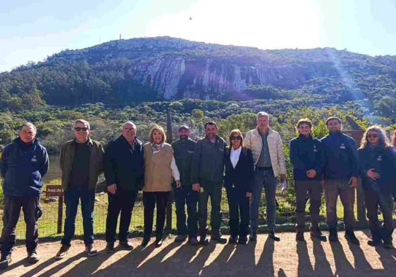 Primera visita oficial del intendente a ECFA; evalúan cambios en protocolos de ascenso
