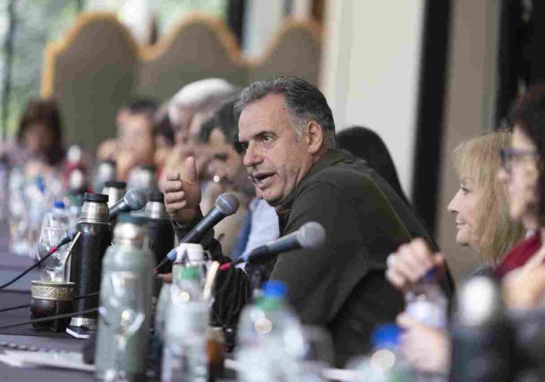 Presidente Orsi presentó Presupuesto Nacional a legisladores