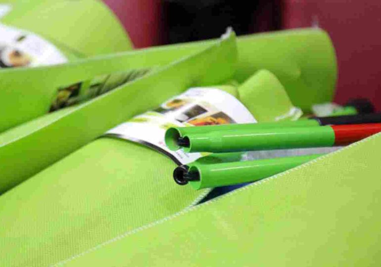 Políticas Inclusivas saluda a colectivos y personas referentes en el Día internacional del bastón verde