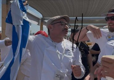 Chef uruguayo Ian Escobar gana segundo lugar en World Paella Day 2025