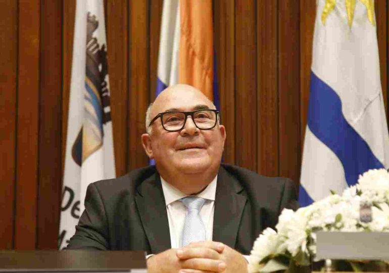 Abella lanza oficialmente diálogo interpartidario