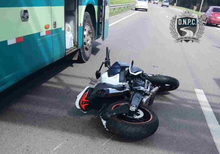 Motociclista de 46 años murió tras ser embestido por un ómnibus en la Ruta 5