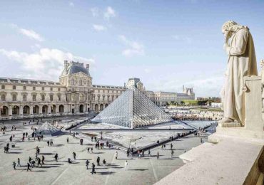 Asalto relámpago en el Louvre: roban joyas de Napoleón y Josefina en solo 4 minutos