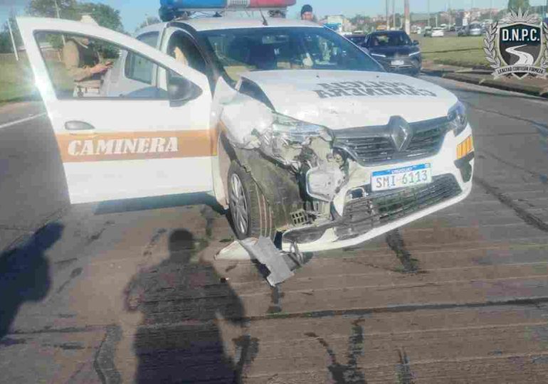 Persecución termina con choque y tres detenidos en Montevideo