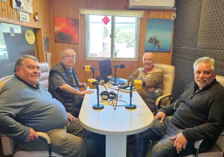 Segunda travesía de kayak y paddle en Piriápolis será en beneficio de la Escuela de Velas
