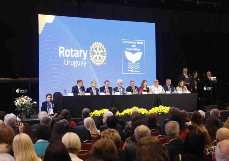 Abella acompañó el quincuagésimo primer Instituto Rotary