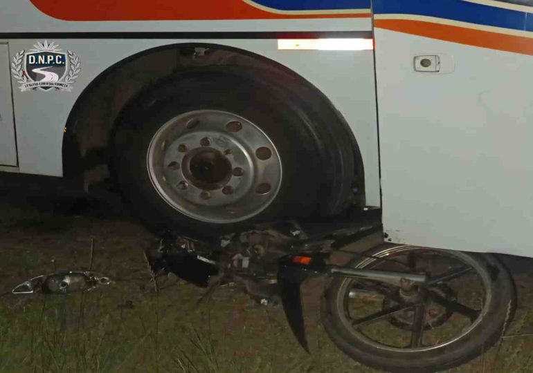 Accidente fatal en Ruta 3: una mujer falleció tras choque entre ómnibus y moto