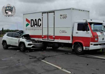 Accidente fatal en Ruta 5: una mujer perdió la vida tras chocar con un camión