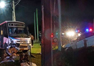 Auto y ómnibus chocaron en el cruce de rutas 37 y 73