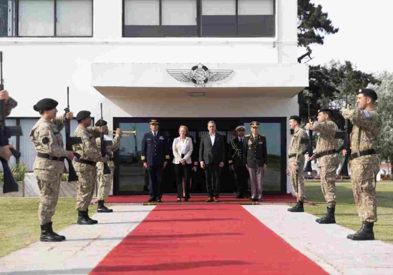 Presidente Orsi inició viaje a Roma, Italia