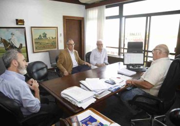 IDM y MEC articulan políticas públicas para fomentar la cultura en todo el departamento