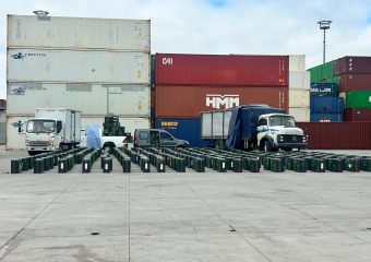 Golpe al contrabando: incautan 773 cajas de cigarrillos y detienen a cuatro personas