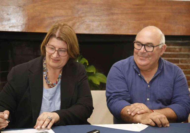 Comodato con UTU: gobiernos nacional y departamental deben estar “codo a codo para beneficio de nuestra gente”