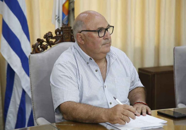 Estacionamiento tarifado: Abella partidario que funcione en PDE cuatro meses y en Maldonado capital todo el año