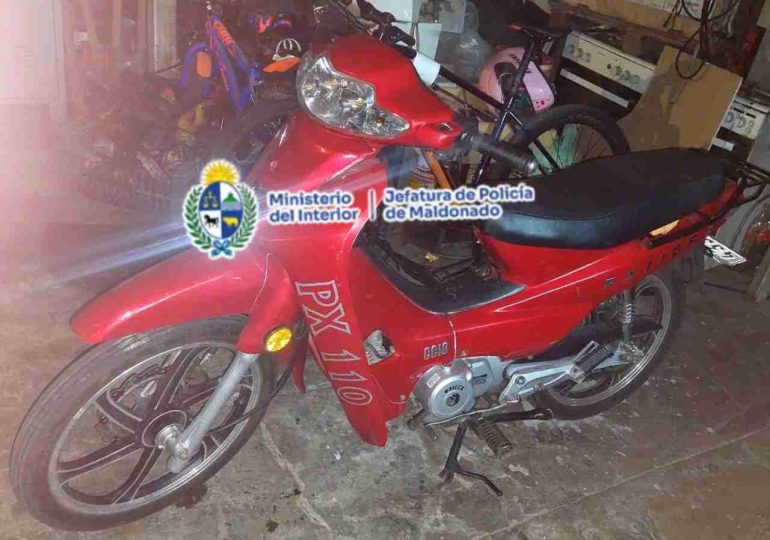 Operativo policial permitió aclarar hurto de una moto y dejó un hombre detenido