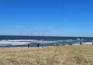 Policía, Prefectura y ambulancias trabajan en rescate en Punta Negra