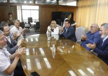 IDM y UdelaR profundizan vínculos mediante un convenio para alcanzar mejores políticas públicas en el departamento