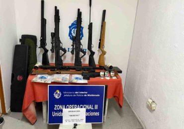 Operativo policial en Aiguá dejó cinco detenidos, armas y dinero incautados