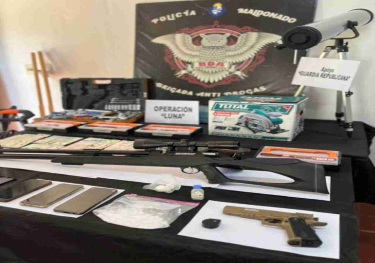 La Policía desarticula punto de acopio de drogas y armas en Maldonado