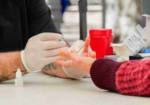 Uruguay fortalece el acceso a test rápidos de sífilis y VIH en servicios de salud