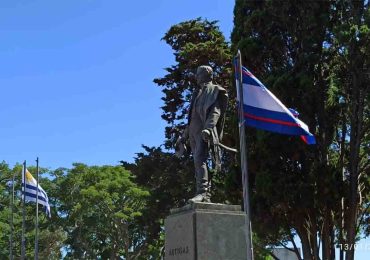 Piriápolis conmemorará el 211.º aniversario del primer izamiento de la Bandera de Artigas