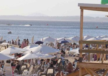 Urdangaray pidió reforzar controles por el uso de reposeras y sombrillas en las playas