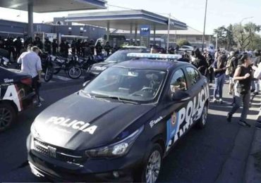 Argentina: conflicto salarial en la Policía de Santa Fe deja 20 sancionados