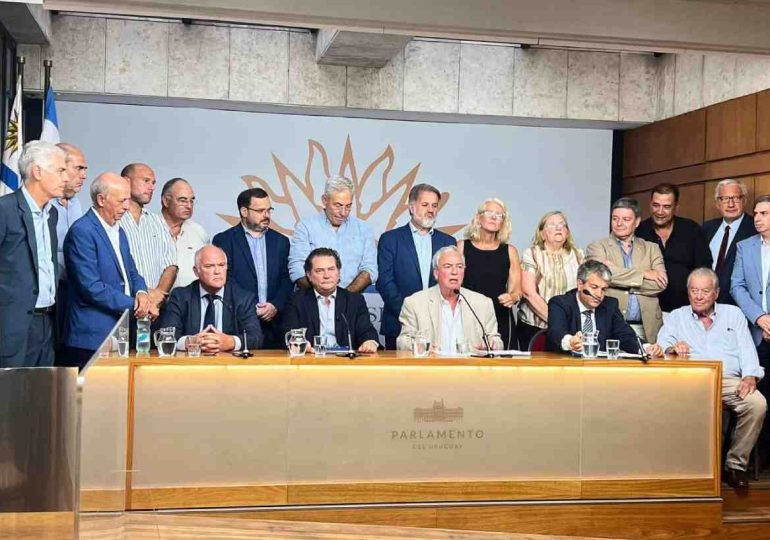 Heber celebró fallo del TCA que avaló el acuerdo con Katoen Natie