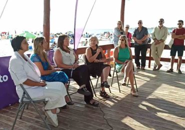 Mónica Xavier encabezó el lanzamiento de Punto Violeta en Piriápolis