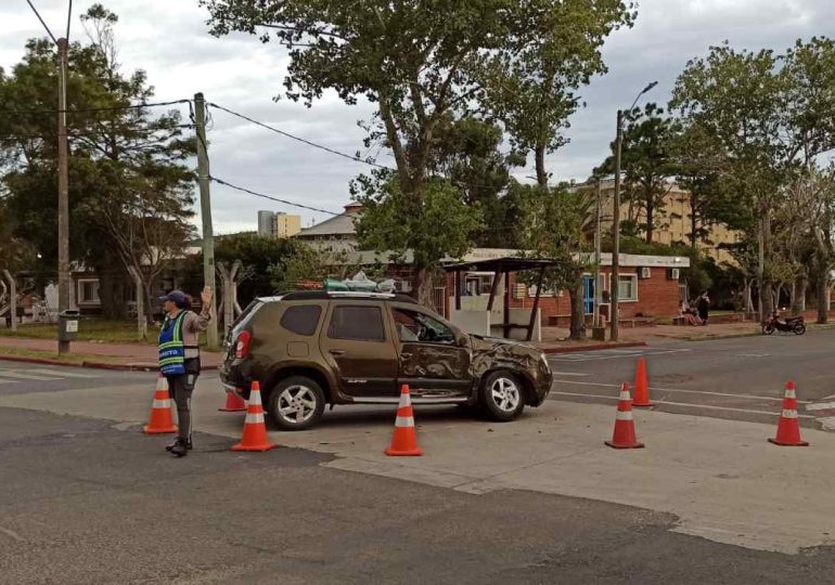 Choque en Piriápolis dejó solo daños materiales