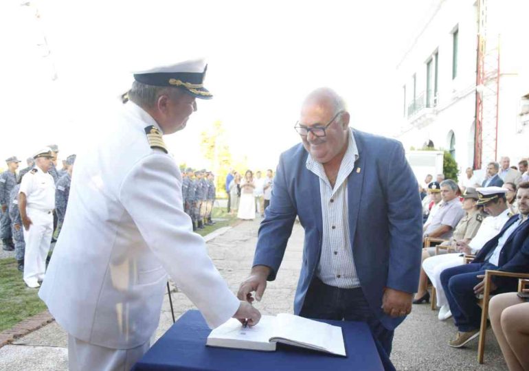 Intendente asistió al cambio de mando de la Prefectura de Punta del Este