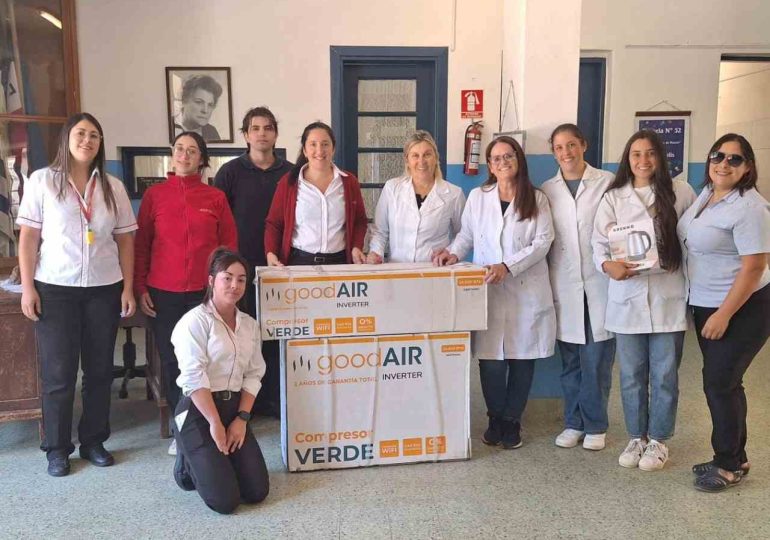 El Dorado donó equipamiento a la Escuela 52 de Piriápolis y prepara nueva campaña solidaria