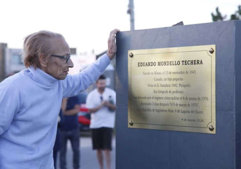 Abella asistió al homenaje a Eduardo Mondello