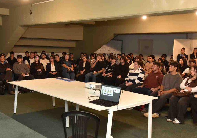 Más de 600 jóvenes tienen la posibilidad de desarrollarse como "croupier" para el Cipriani