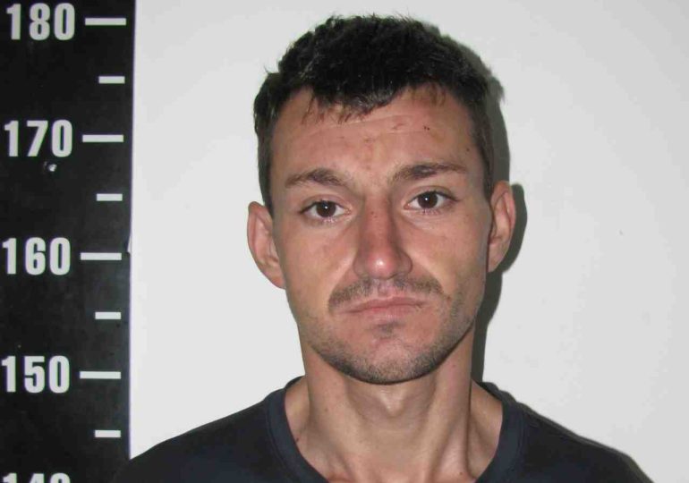 Intentó llevarse productos de un supermercado y terminó condenado