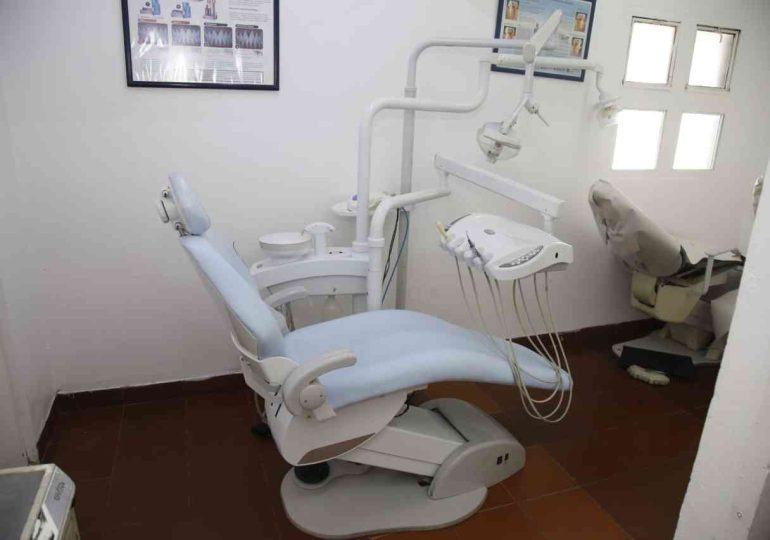 Maldonado: Rotary donó equipo odontológico