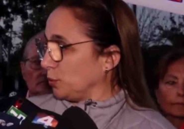 Robaina defendió a Curbelo en concentración frente al Hemocentro