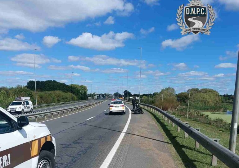 Motociclista murió tras perder el control en Ruta 8 a la altura de Pando