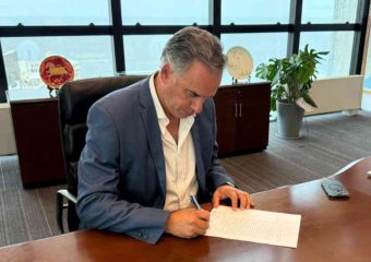 Orsi firmó decreto sobre muerte asistida