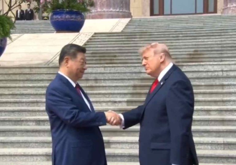 Xi dice a Trump que Taiwán puede derivar en un "conflicto"