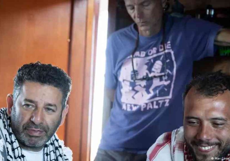 Activistas de la Flotilla, en centro de detención en Israel